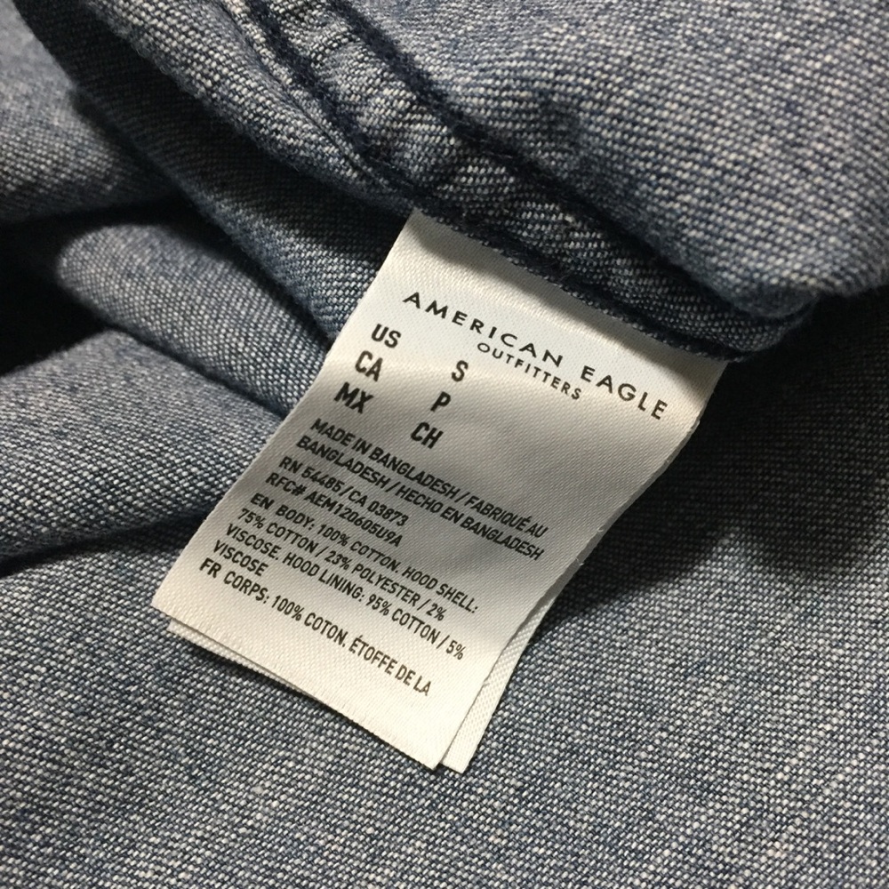 American Eagle Denim Shirt Hoodie Men’s S Blue Button Up Detachable Hood - Picture 8 of 9